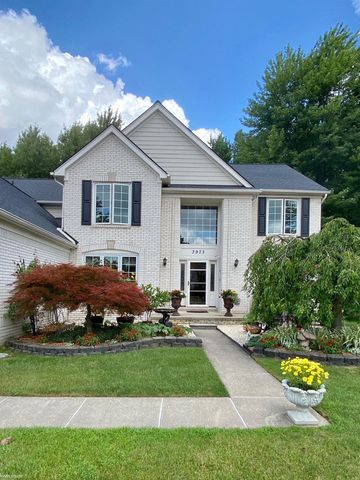 3973 Winslow Drive, Auburn Hills, MI 48326