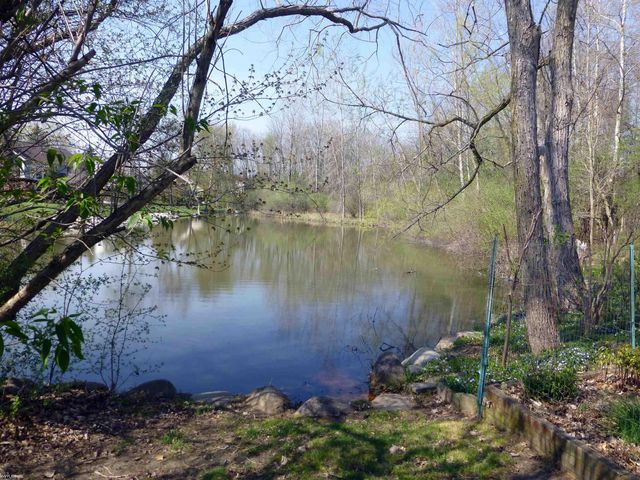 3973 Winslow Drive, Auburn Hills, MI 48326