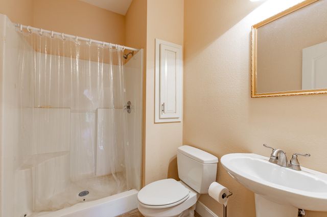 2393 E Valley Water Mill Road, Springfield, MO 65803