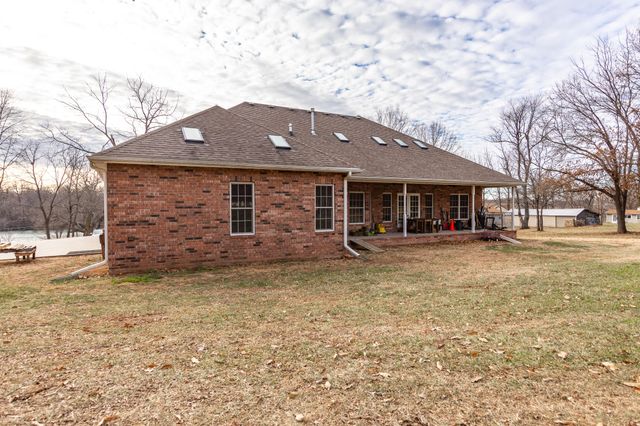 2393 E Valley Water Mill Road, Springfield, MO 65803