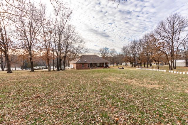 2393 E Valley Water Mill Road, Springfield, MO 65803