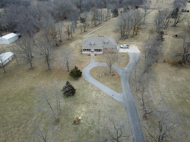 2393 E Valley Water Mill Road, Springfield, MO 65803