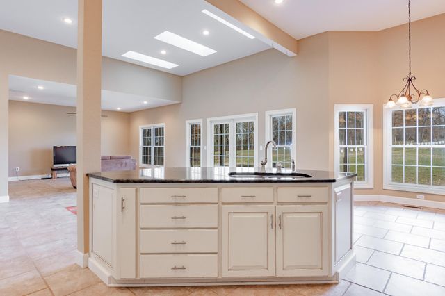 2393 E Valley Water Mill Road, Springfield, MO 65803