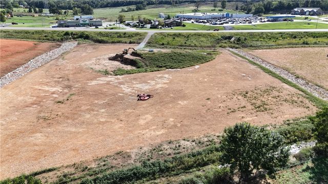 003 Hwy. 412, Huntsville, AR 72740