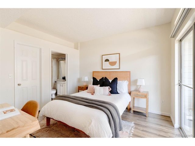 7431 Singing Hills Dr D7431, Boulder, CO 80301