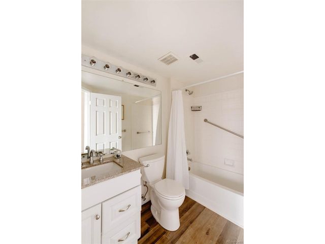7431 Singing Hills Dr D7431, Boulder, CO 80301