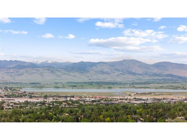 7431 Singing Hills Dr D7431, Boulder, CO 80301