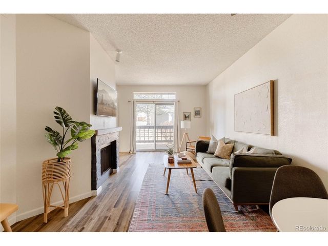 7431 Singing Hills Dr D7431, Boulder, CO 80301