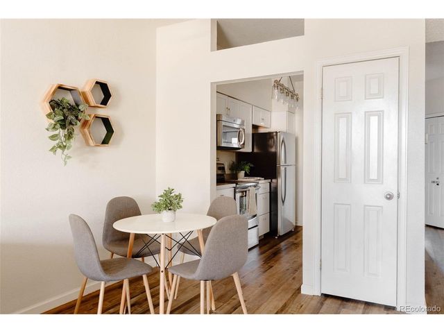 7431 Singing Hills Dr D7431, Boulder, CO 80301