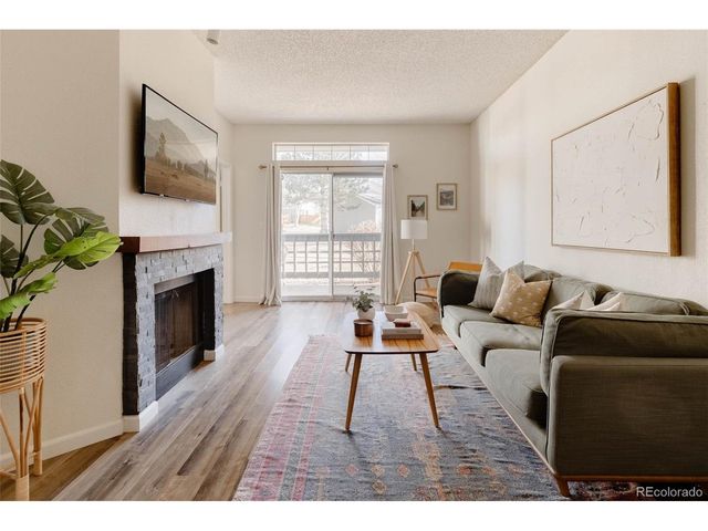 7431 Singing Hills Dr D7431, Boulder, CO 80301