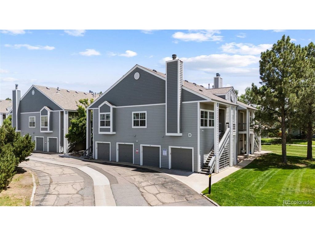 7431 Singing Hills Dr D7431, Boulder, CO 80301