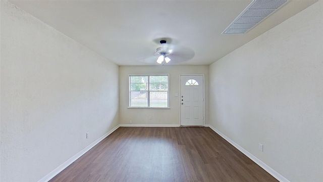 207 E 2nd ST, Georgetown, TX 78626