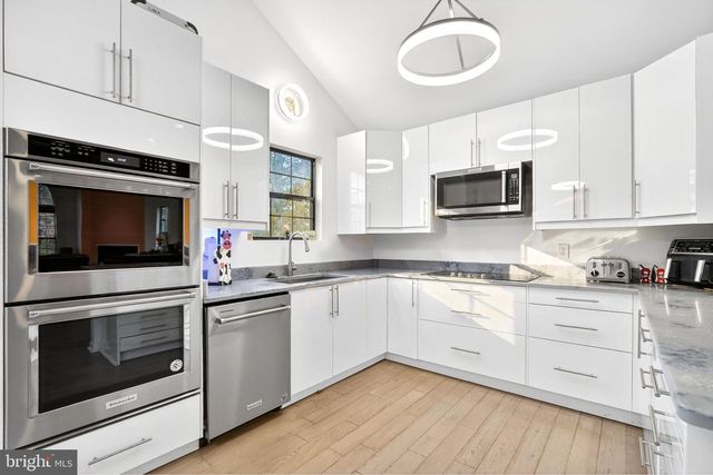 7011 FOX CHASE RD, New Market, MD 21774