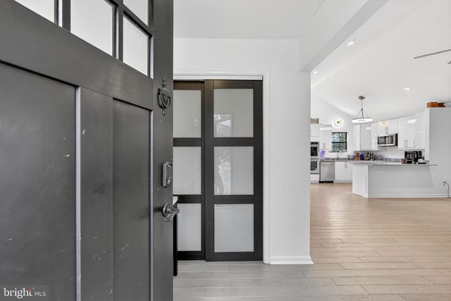 7011 FOX CHASE RD, New Market, MD 21774