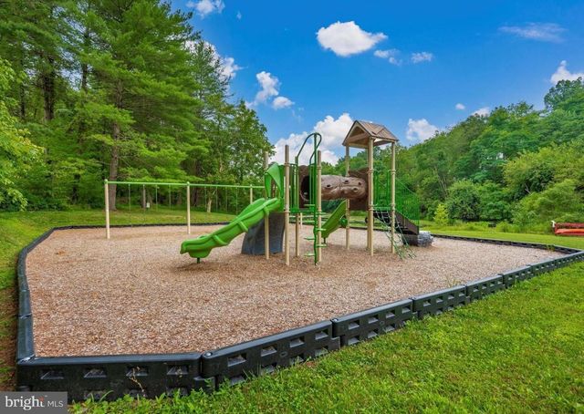 7011 FOX CHASE RD, New Market, MD 21774