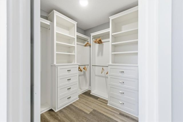 206 Sweetwater Blvd, Brunswick, GA 31525