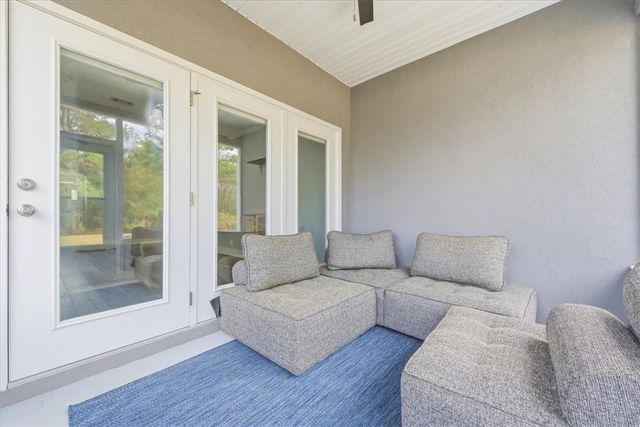 206 Sweetwater Blvd, Brunswick, GA 31525