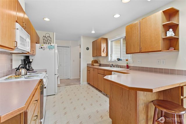 8163 Skeena Way, Blaine, WA 98230