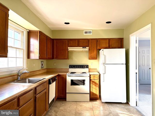 13914 CRISTO CT, Centreville, VA 20120