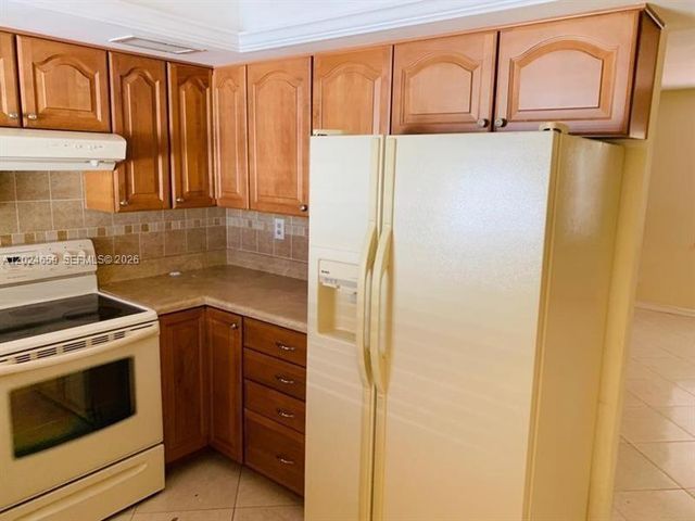 344 SW 1st St 9, Pompano Beach, FL 33060