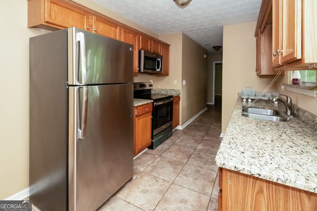 685 Nassau Street, Forest Park, GA 30297