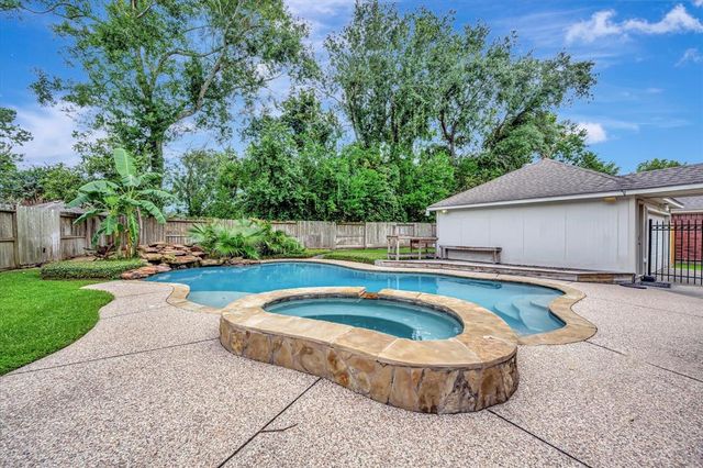 15514 Bay Forest Drive, Houston, TX 77062