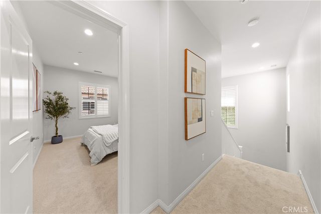 120 Pendant, Irvine, CA 92620