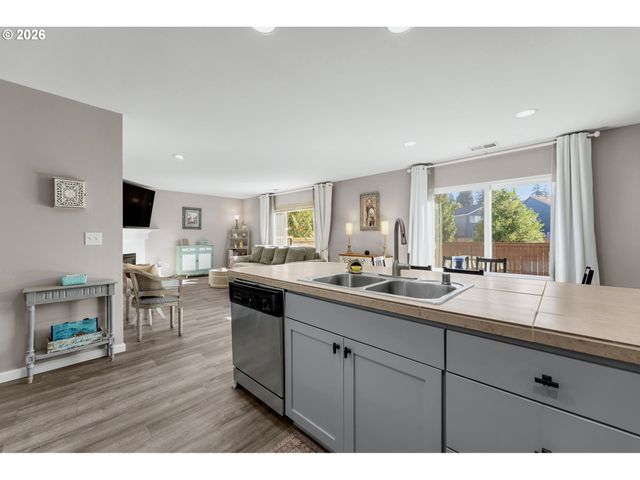 7723 Ne 20TH St, Vancouver, WA 98664
