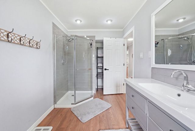16123 S Peerless Drive, Plainfield, IL 60586