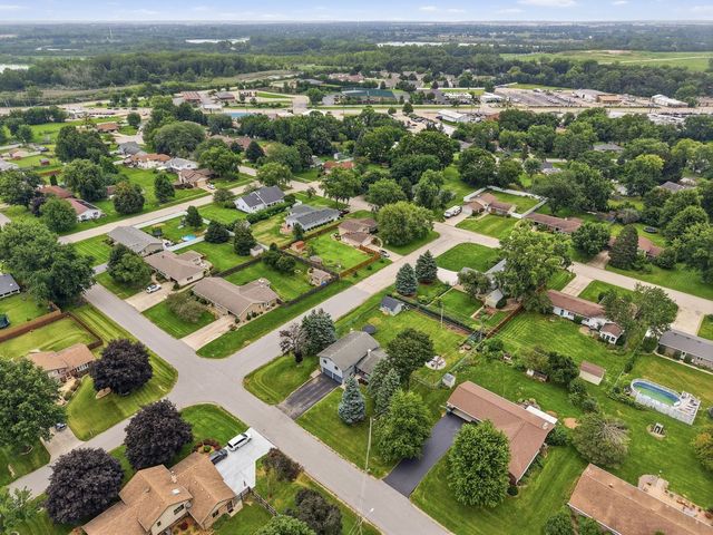 16123 S Peerless Drive, Plainfield, IL 60586