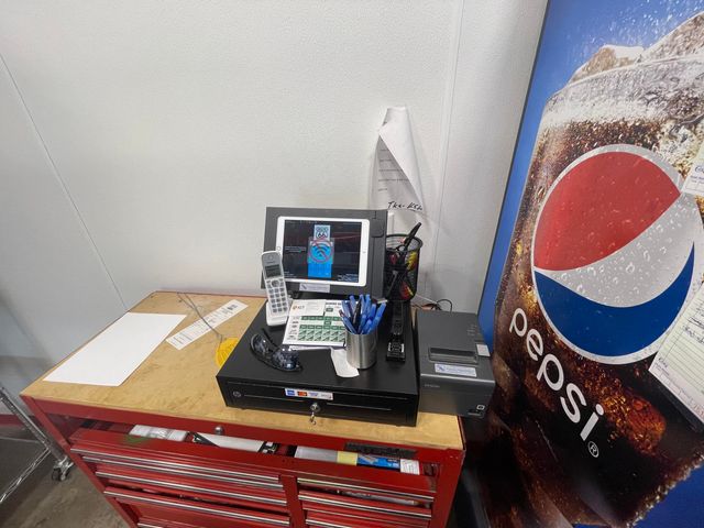 1530 E St Louis Street, Springfield, MO 65802