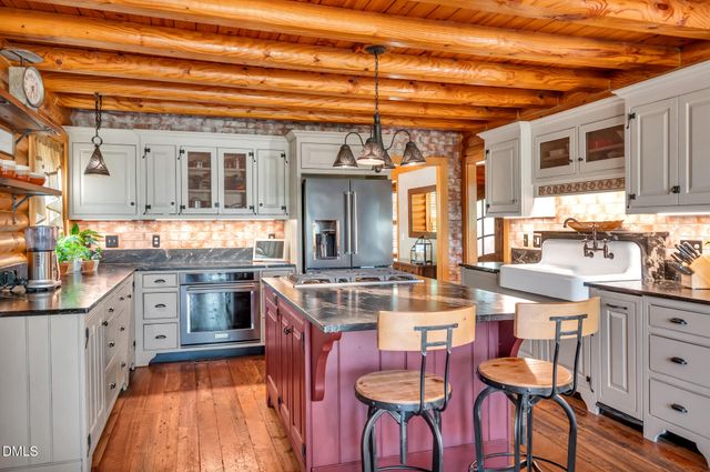 603 Booth Road, Chapel Hill, NC 27516