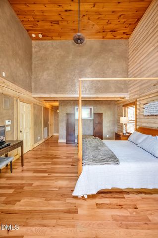 603 Booth Road, Chapel Hill, NC 27516