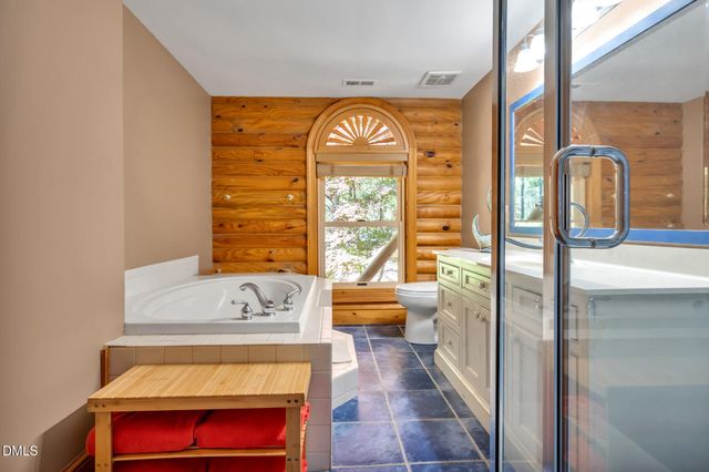 603 Booth Road, Chapel Hill, NC 27516