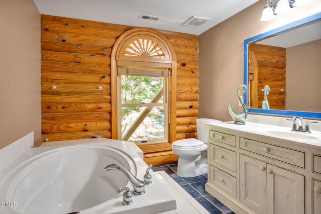 603 Booth Road, Chapel Hill, NC 27516