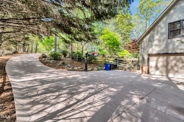 603 Booth Road, Chapel Hill, NC 27516