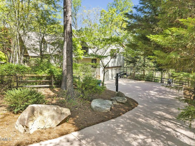 603 Booth Road, Chapel Hill, NC 27516