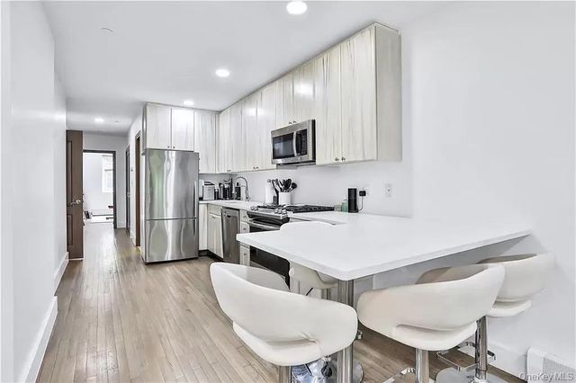 3368 Shore Parkway 2B, Brooklyn, NY 11235