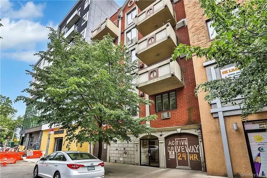 3368 Shore Parkway 2B, Brooklyn, NY 11235 — exterior