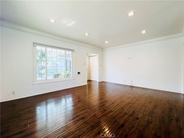 5118 Riverton Avenue, North Hollywood, CA 91601