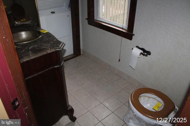 6902 WALNUT AVE, Pennsauken, NJ 08109