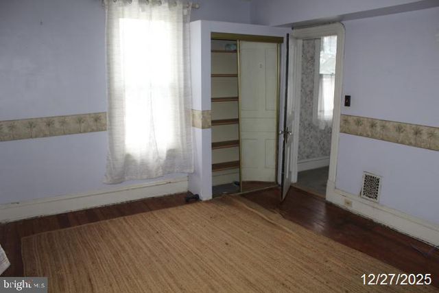 6902 WALNUT AVE, Pennsauken, NJ 08109