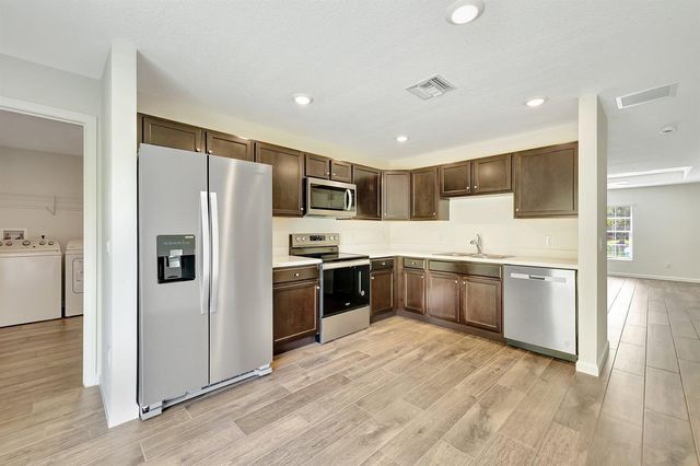329 SW Ridgecrest Drive, Port St. Lucie, FL 34953