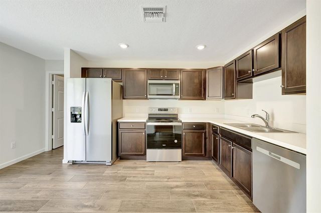 329 SW Ridgecrest Drive, Port St. Lucie, FL 34953