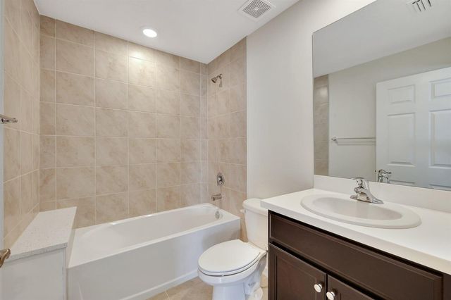 329 SW Ridgecrest Drive, Port St. Lucie, FL 34953