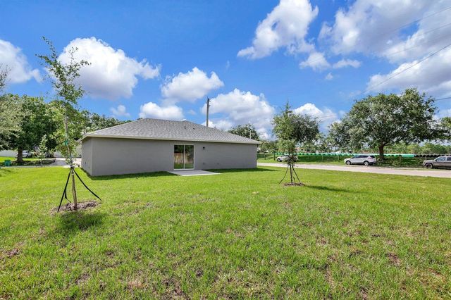 329 SW Ridgecrest Drive, Port St. Lucie, FL 34953