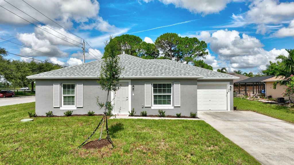 329 SW Ridgecrest Drive, Port St. Lucie, FL 34953