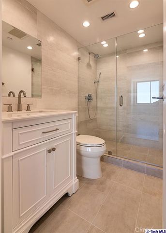 343 Pioneer Drive 1703, Glendale, CA 91203