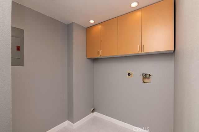 343 Pioneer Drive 1703, Glendale, CA 91203