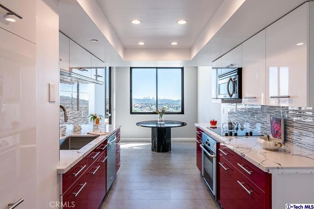 343 Pioneer Drive 1703, Glendale, CA 91203